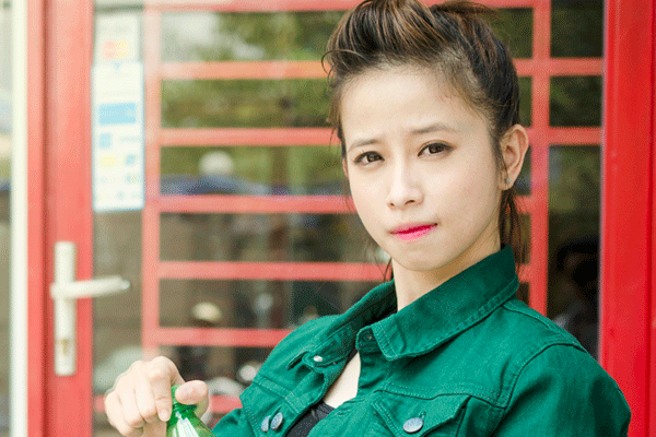 Chau Tuyet Van khang dinh khong dan than showbiz hinh anh