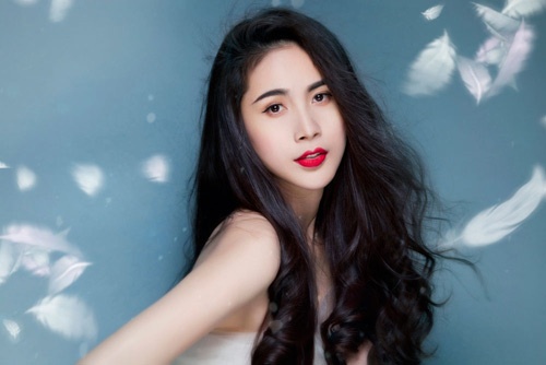 Thuy Tien khong so het hot khi theo duoi pop ballad hinh anh