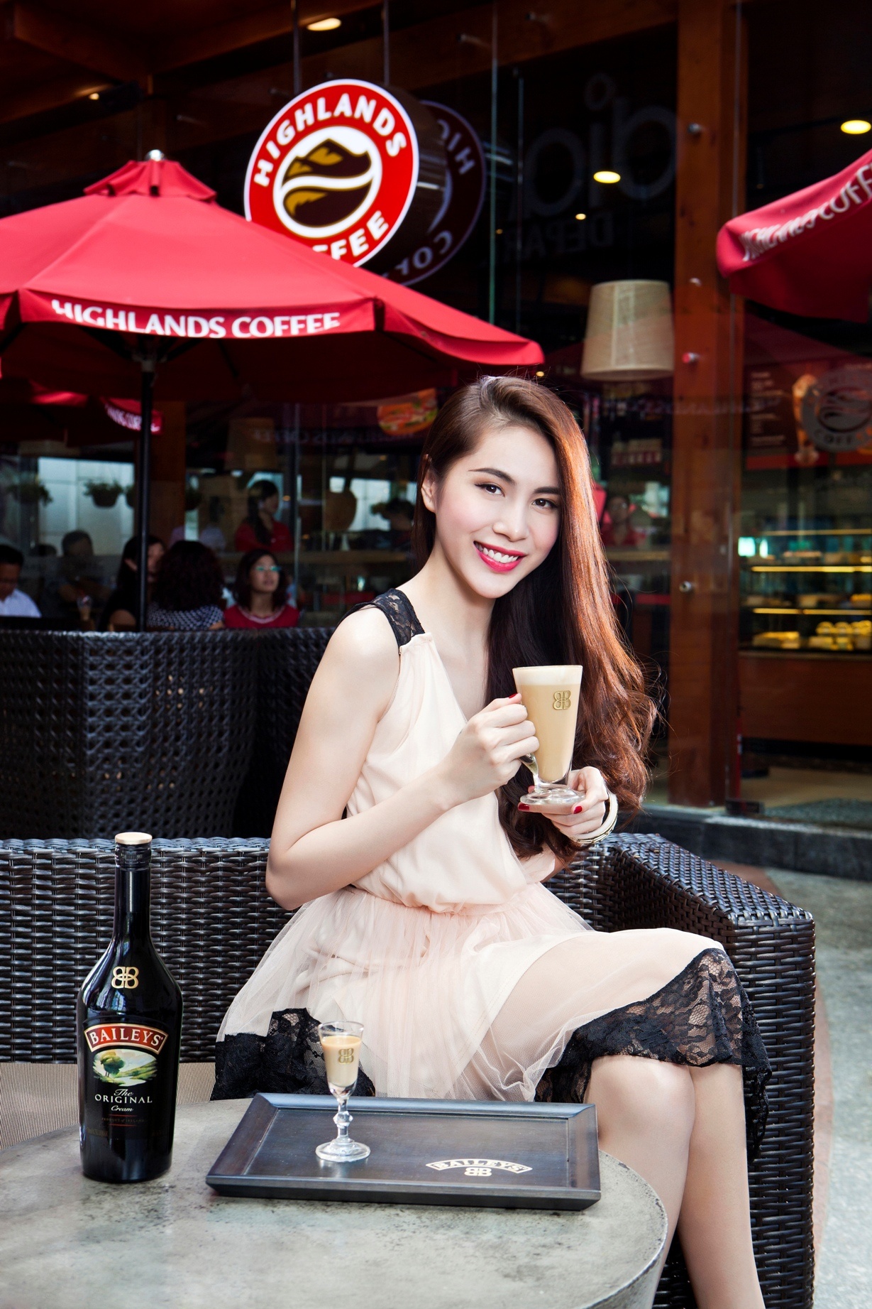 Thủy Tiên dành cho mình những khoảnh khắc thư giãn để lấy lại tinh thần sau những ngày làm việc căng thẳng.