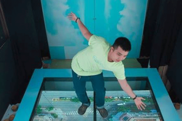 Gioi tre Viet hao hung trai nghiem cam giac bay hinh anh