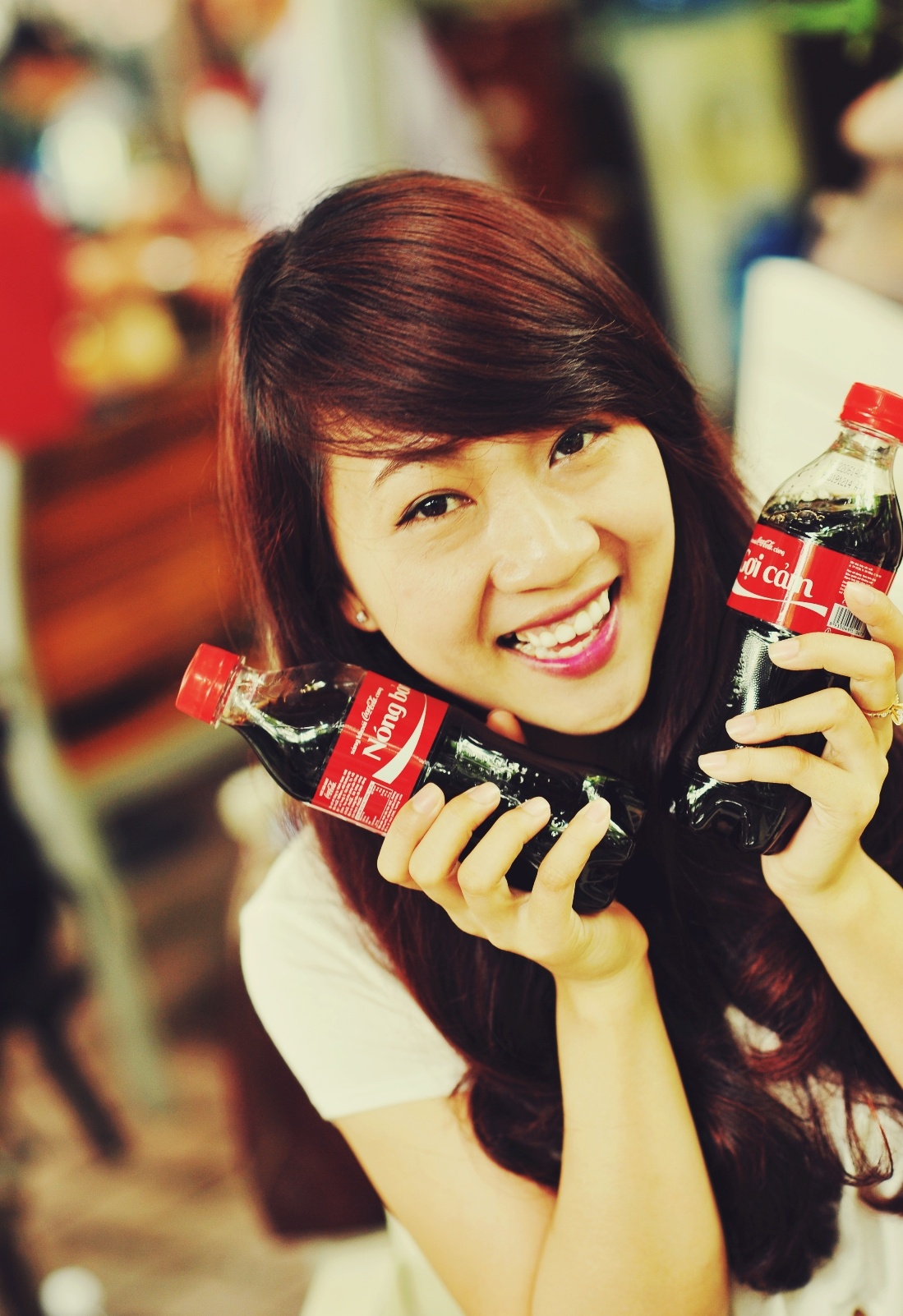 In tên lên lon Coca-Cola giúp bạn trẻ thể hiện cá tính của riêng mình.