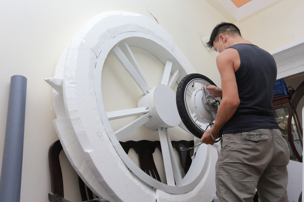 Một mô hình xe đạp khổng lồ sẽ xuất hiện tại góc triển lãm của buổi lễ ra mắt.