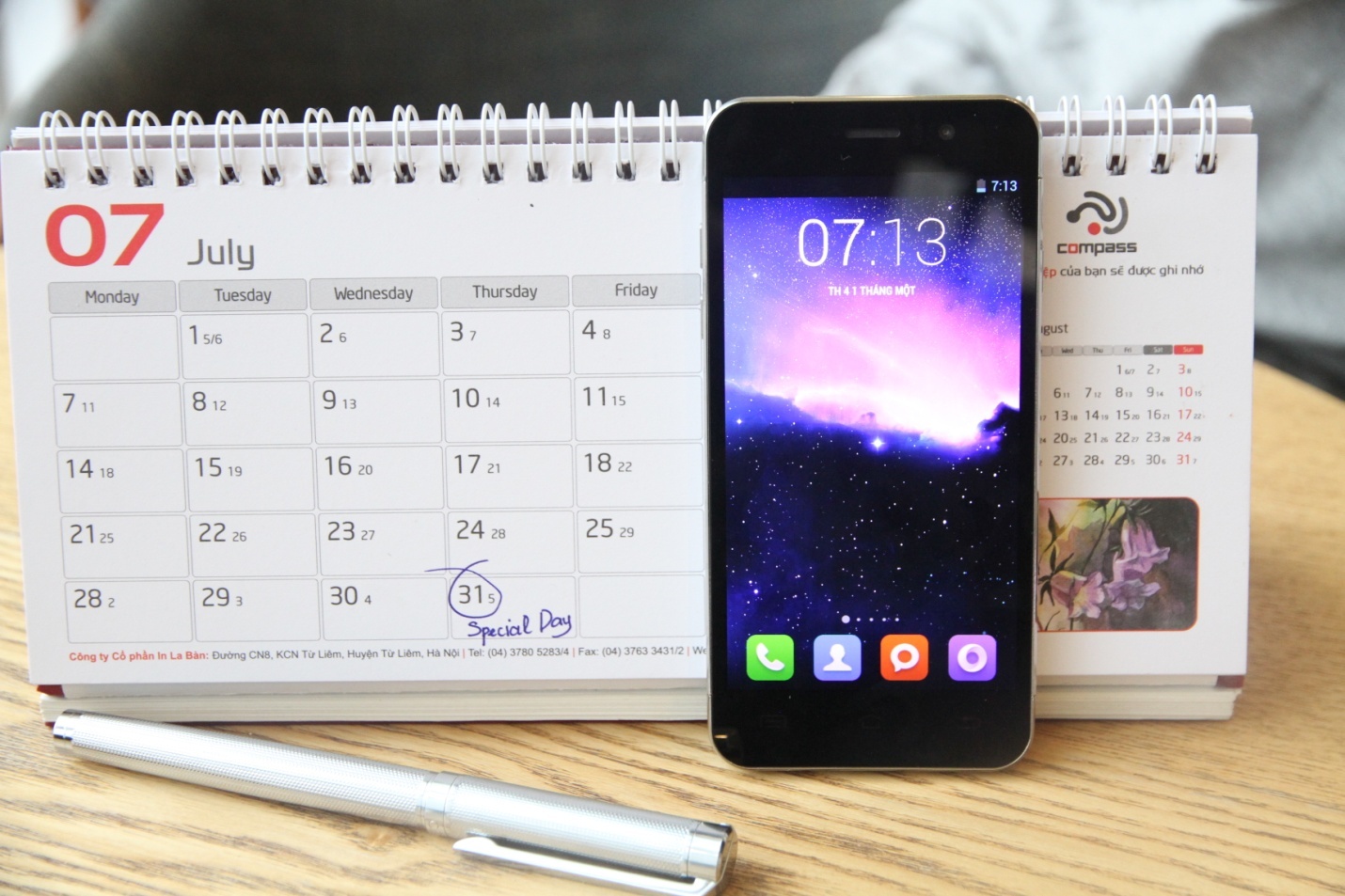 Lựa chọn smartphone phù hợp với thu nhập giúp người dùng tiết kiệm được nhiều tiền cho cuộc sống.