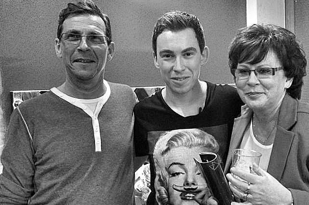 Nghệ danh Hardwell hiện giờ là do cha anh đặt.
