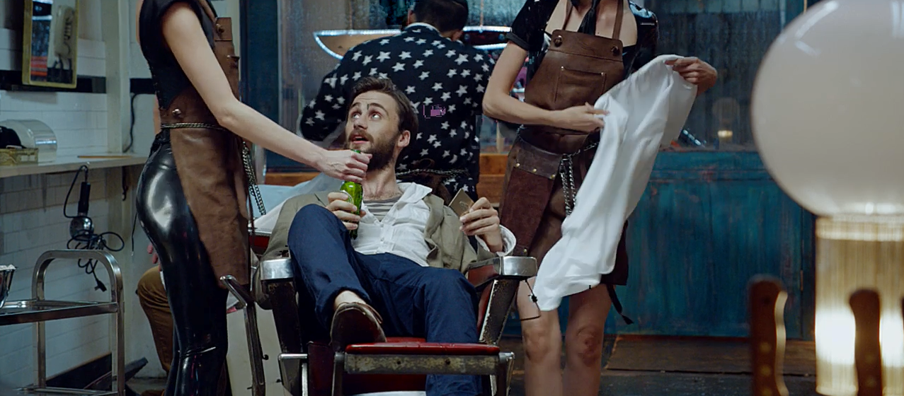 Với chiến dịch này, Heineken muốn truyền cảm hứng để người hâm mộ thay đổi thói quen, khám phá và trải nghiệm những bí mật thú vị của thành phố mình đang sống.