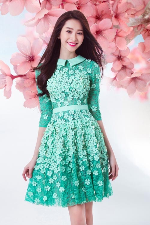 Cô cũng được nhận xét là hoa hậu có vẻ đẹp tự nhiên nhất.