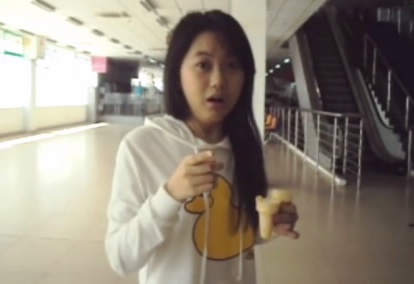 Phim ngắn của Nhung Hồng chinh phục khán giả với lối diễn xuất tự nhiên và đáng yêu.