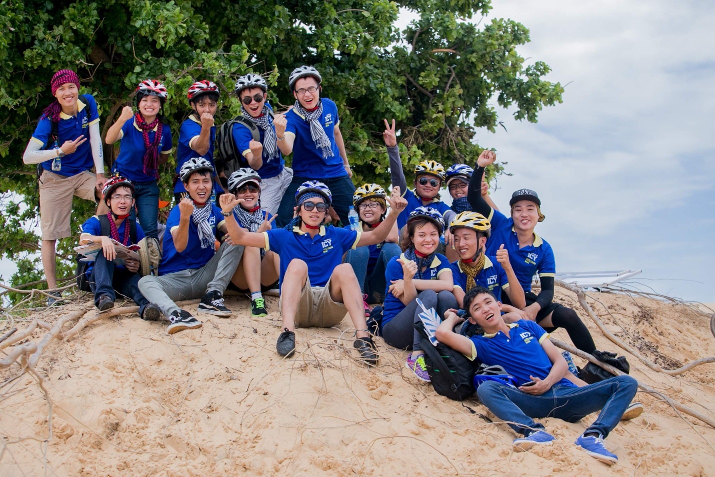               Cuộc thi Chinh phục Dubai đã khép lại mùa hè sôi động và cuồng nhiệt với sự ủng hộ của bạn trẻ toàn quốc. Nhãn hàng Icy chanh muối hy vọng chương trình góp phần cổ vũ niềm đam mê khám phá, yêu thích vận động, nỗ lực hết mình để đạt được ước mơ và mục tiêu của giới trẻ Việt. 