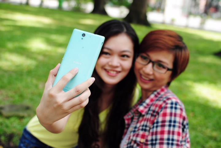 Các hiệu ứng hình ảnh của Xperia C3 Dual giúp người dùng dễ dàng chỉnh sửa để có bức ảnh ấn tượng.