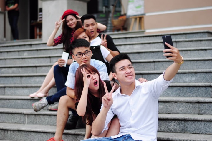 Ngoài chụp ảnh, Xperia C3 Dual còn hỗ trợ chơi game, nghe nhạc, lướt web… mượt mà.