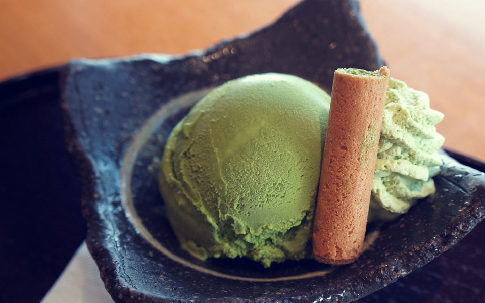 Thuong thuc do uong va trang mieng matcha ngon tai Ha Noi hinh anh