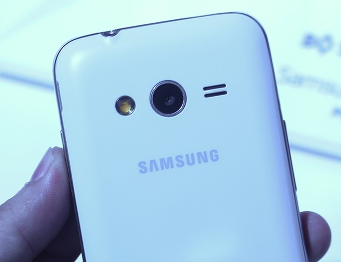 Galaxy V: Lua chon hap dan trong tam gia 2 trieu dong hinh anh