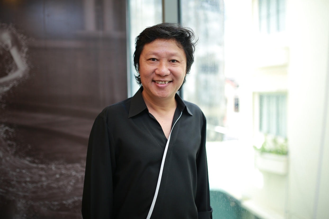      Nhà thiết kế Sỹ Hoàng cũng đã có buổi làm việc hào hứng và hiệu quả.