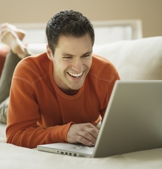 uy nghĩ kỹ trước khi đưa ra bình luận các vấn đề nhạy cảm trên mạng xã hội để tránh bị tẩy chay.