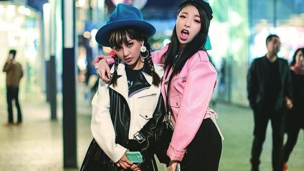 Thoi trang xuong pho cua gioi tre Hong Kong co gi khac biet? hinh anh