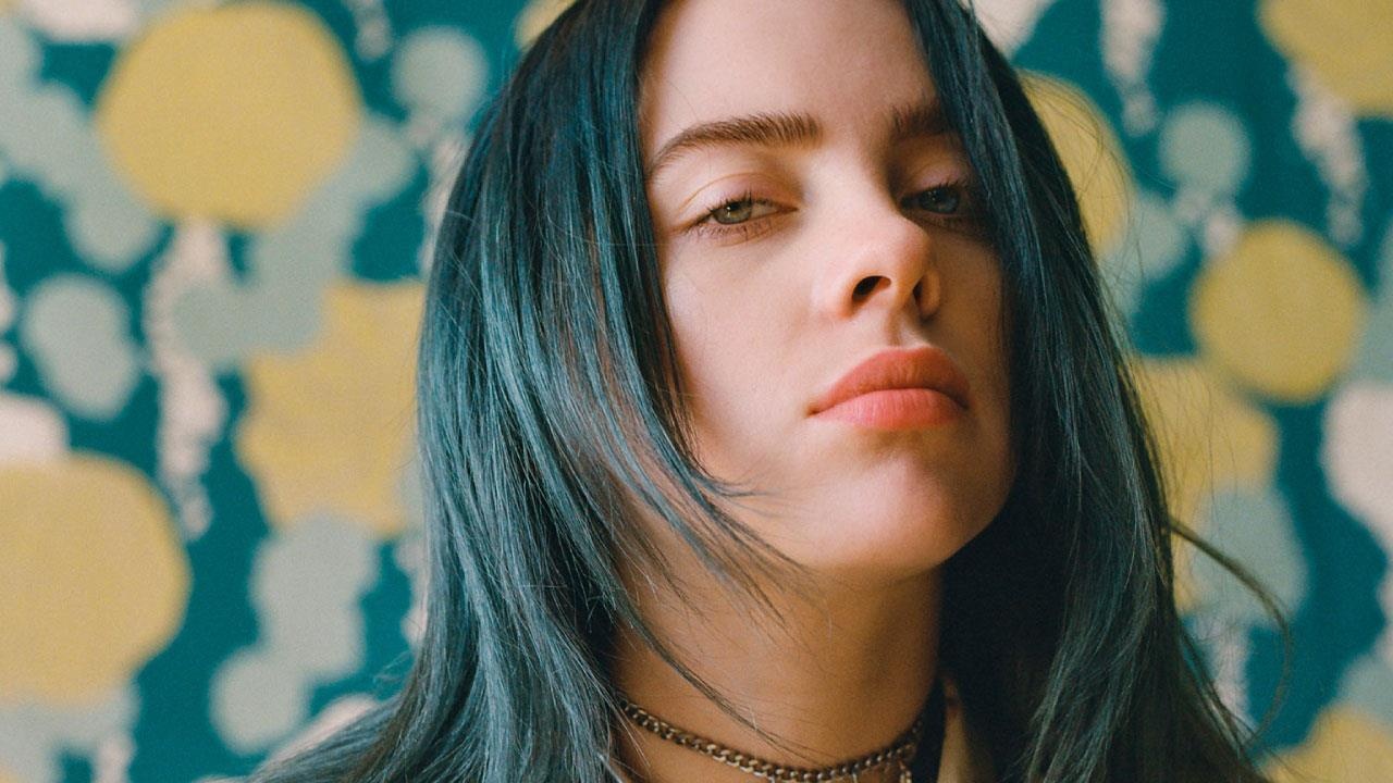 Sau scandal an cap, Billie Eilish ket hop voi Bershka ban san pham moi hinh anh