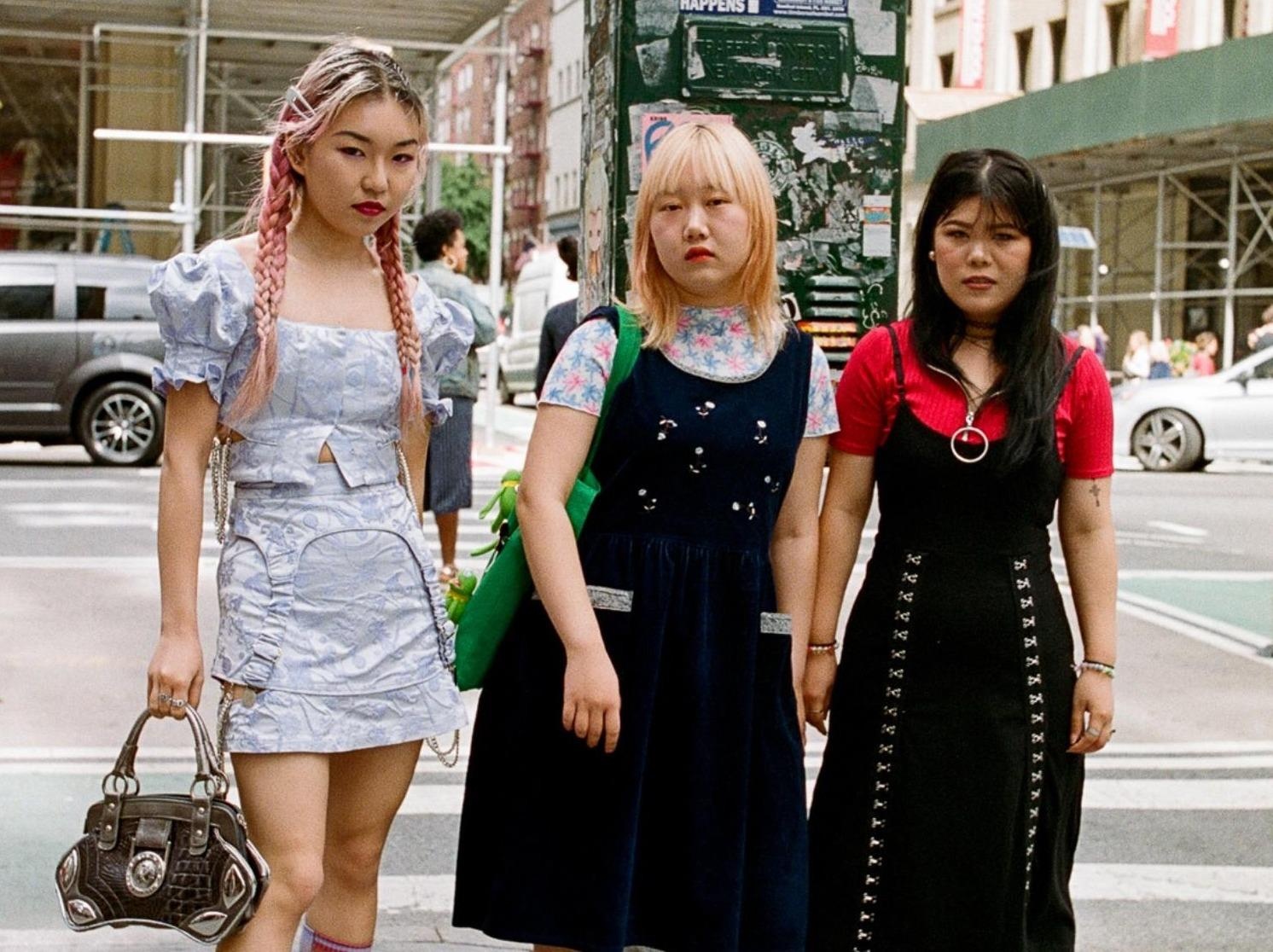 Phong cach khong giong ai cua sinh vien truong nghe thuat o My hinh anh