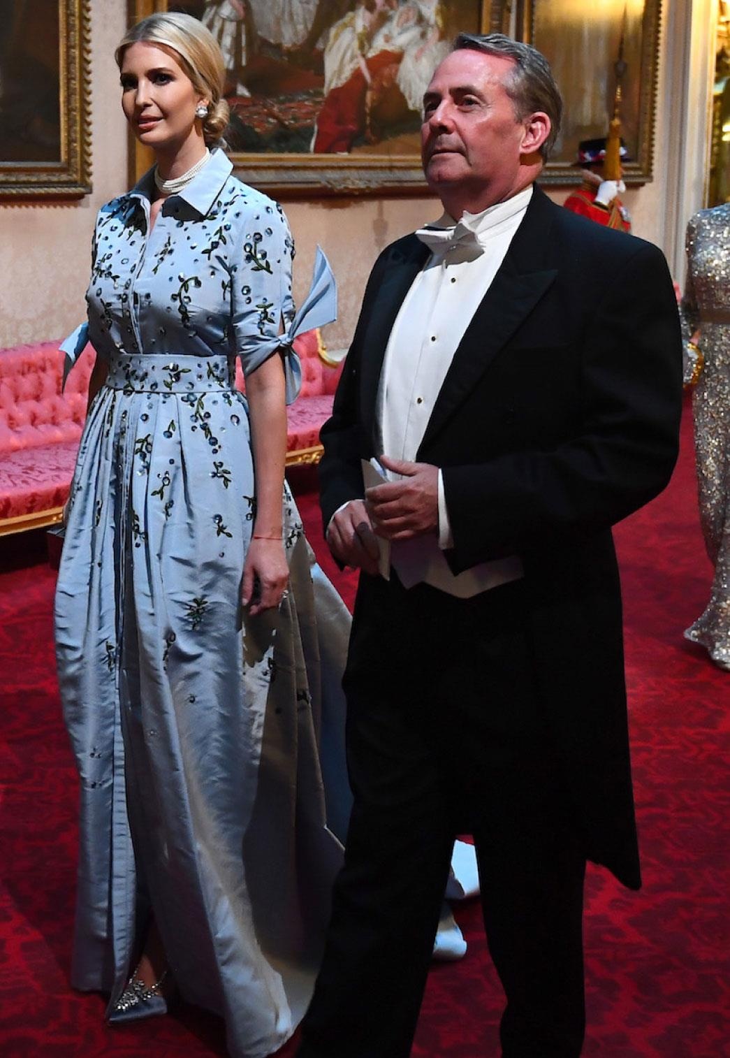 ivanka trump dien vay gay tranh cai anh 7