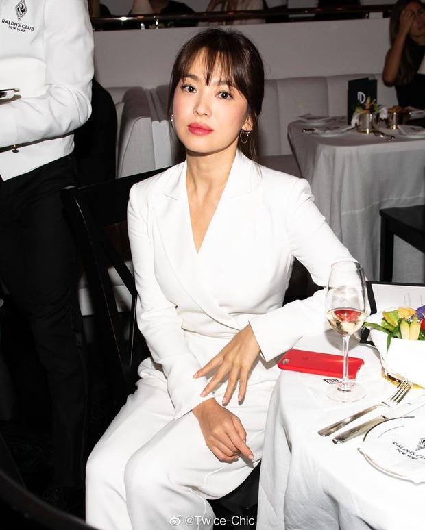 song hye kyo tai tuan le thoi trang new york anh 1