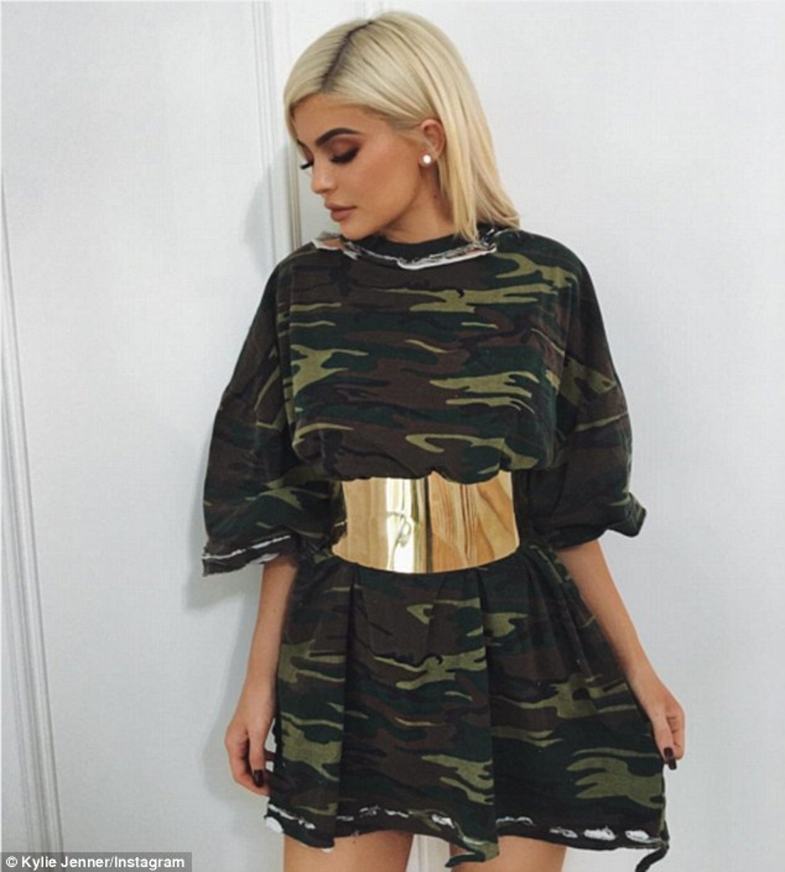 loi trang phuc cua kylie jenner anh 5