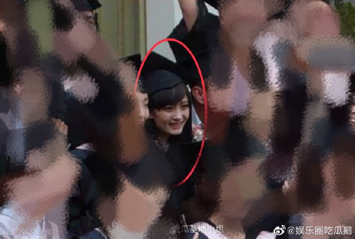 sao hoa ngu mac dong phuc tot nghiep anh 5