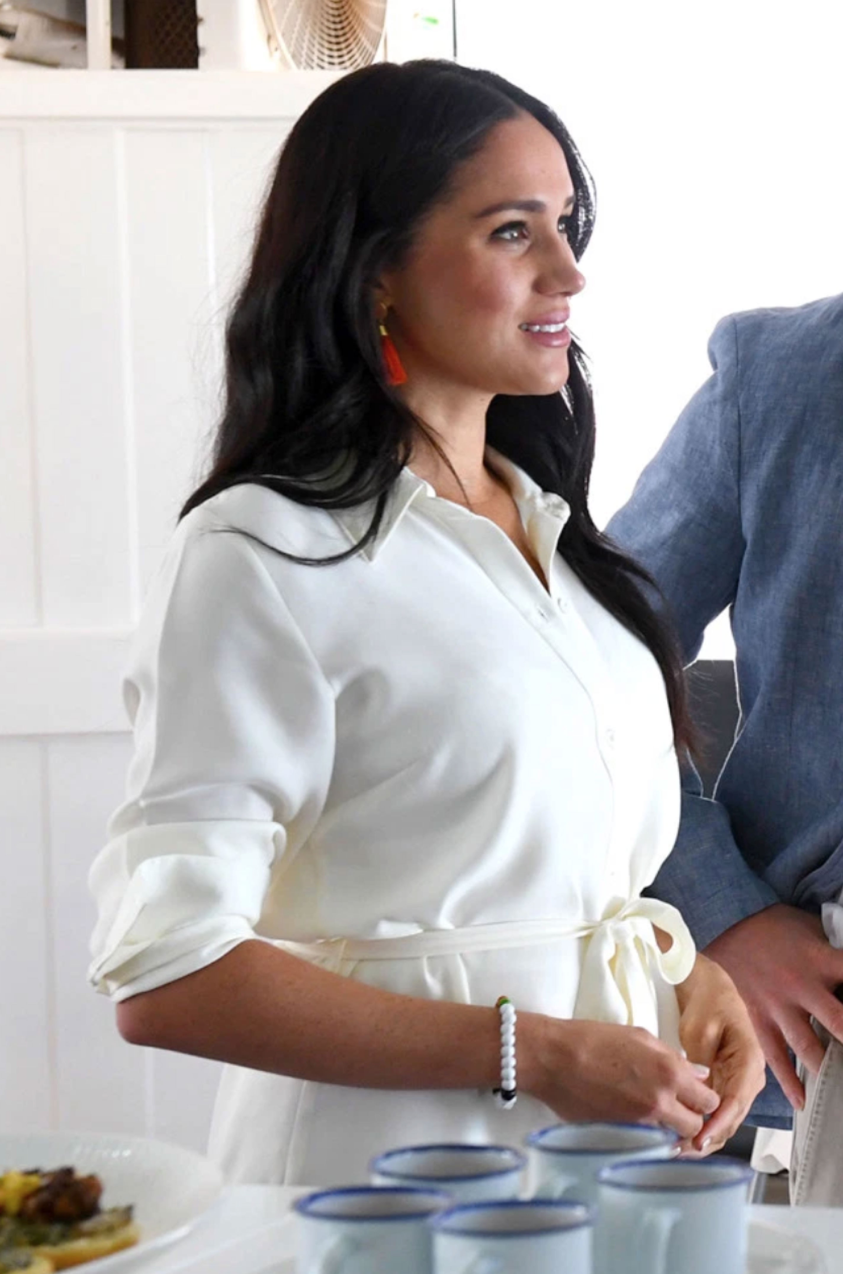 meghan markle deo trang suc binh dan anh 6