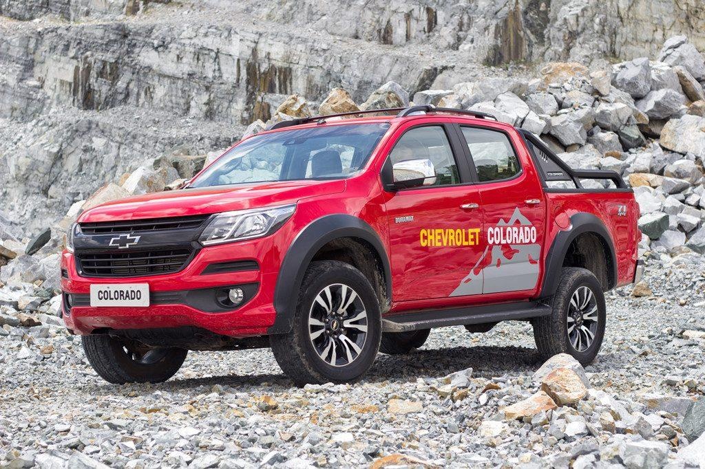 Thi truong ban tai - Ranger, Triton khong co xe giao, Colorado e khach hinh anh