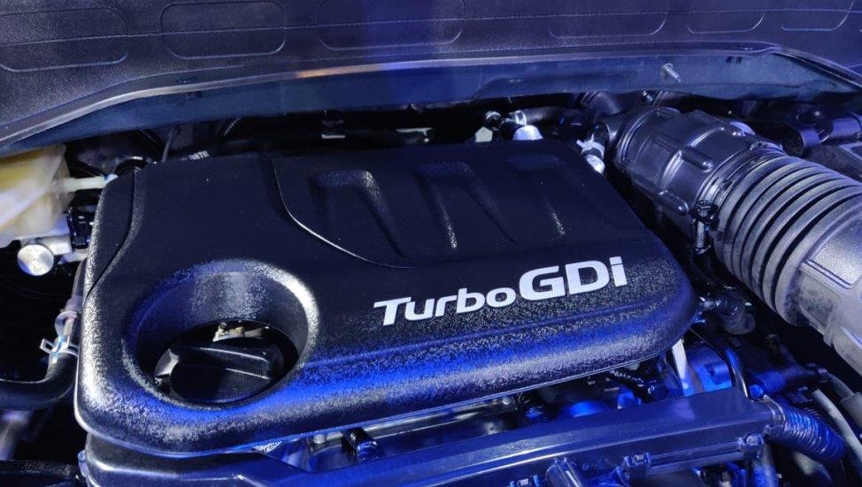 SUV sieu nho Hyundai Venue trinh lang tai An Do anh 5