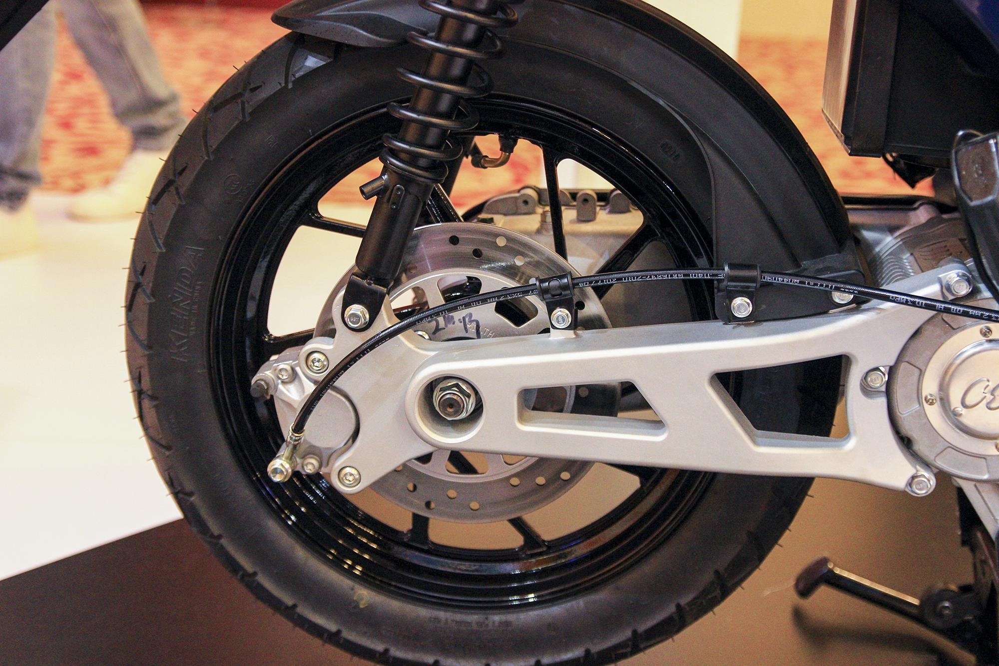 xe may dien han quoc canh tranh vinfast klara anh 8