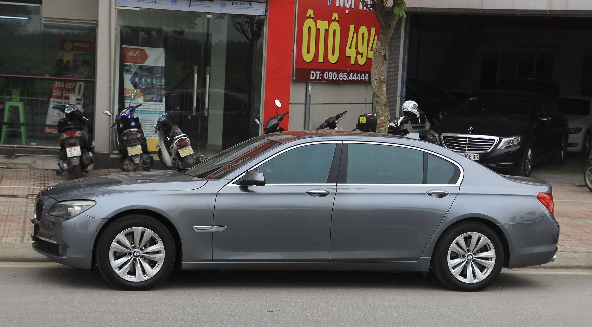 BMW 730Li xe cu gia re anh 4