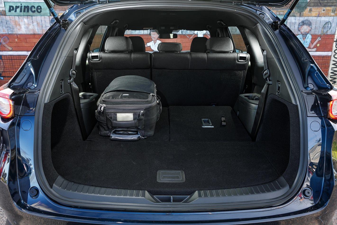 Mazda,  CX-8,  CX-5,  SUV,  xe 7 cho anh 7