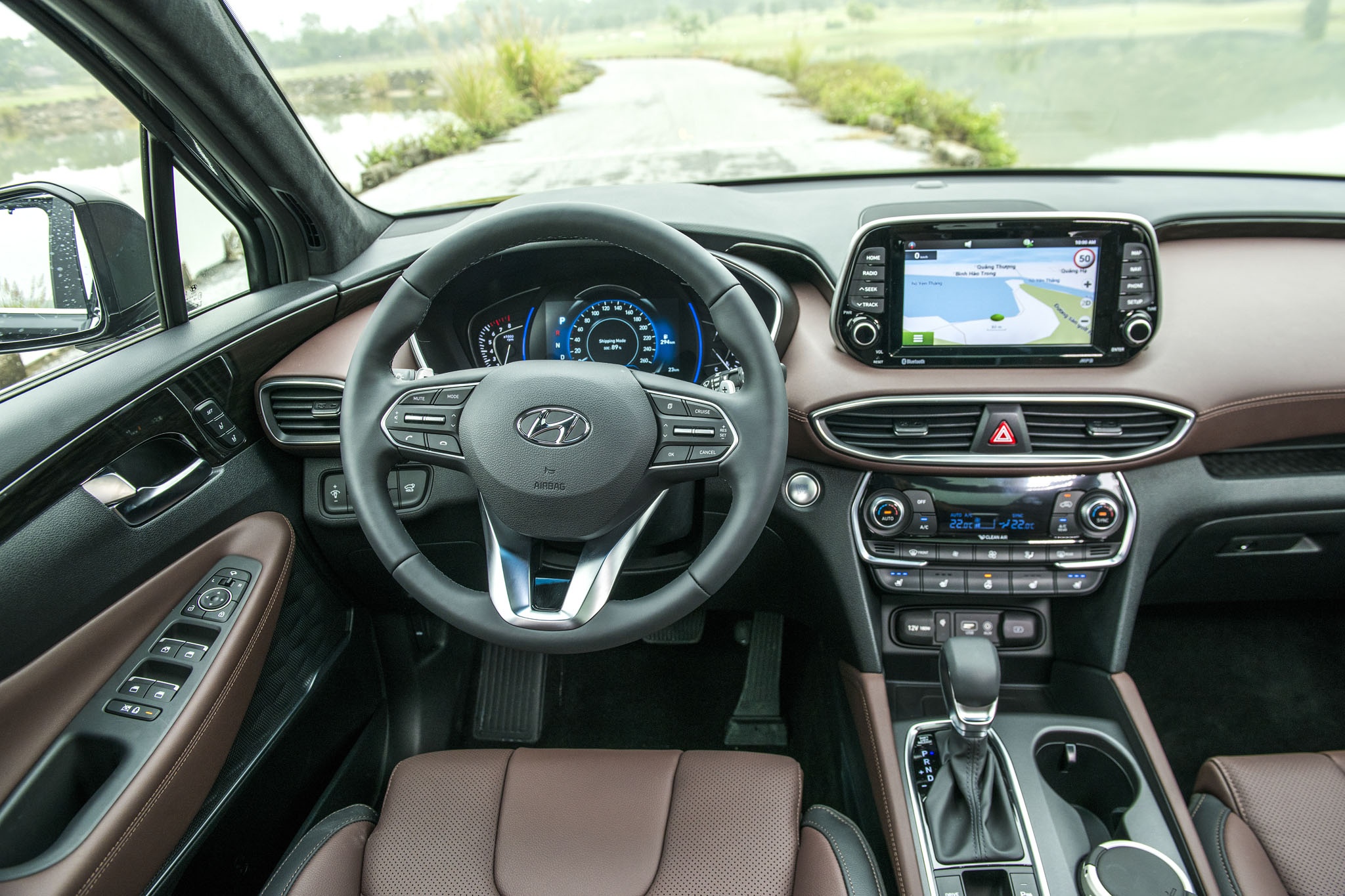 Hyundai,  Santafe,  Toyota,  Rush,  Camry,  thi truong,  bia kem lac anh 1