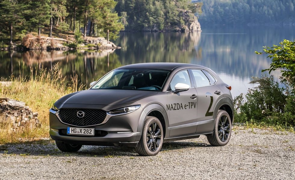 xe dien,  Mazda,  CX-30,  Porsche,  Taycan anh 1