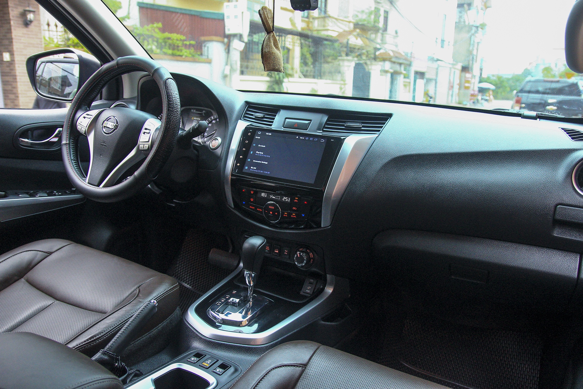 Nissan,  Terra,  xe 7 cho,  xe cu anh 4