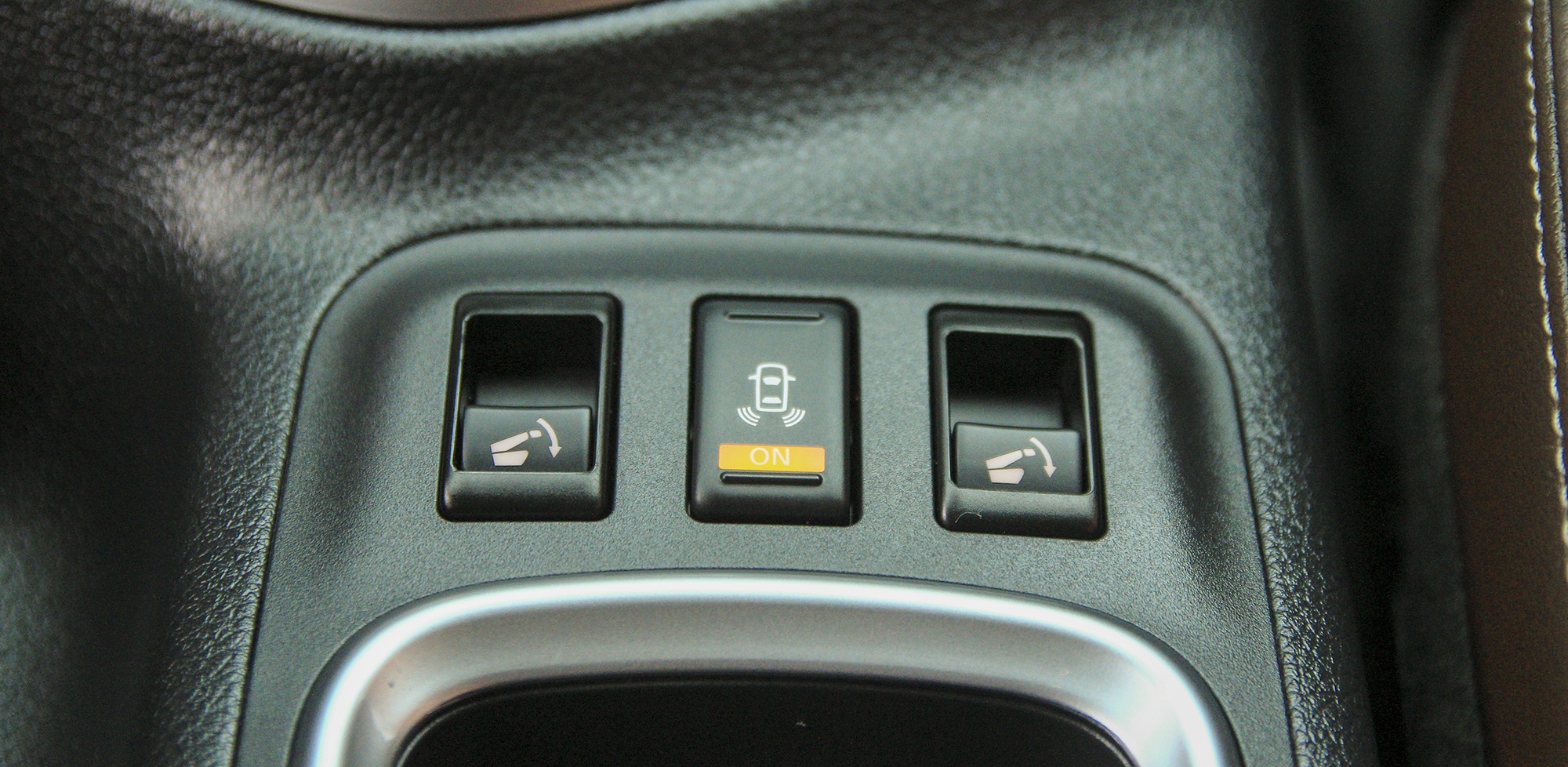 Nissan,  Terra,  xe 7 cho,  xe cu anh 5