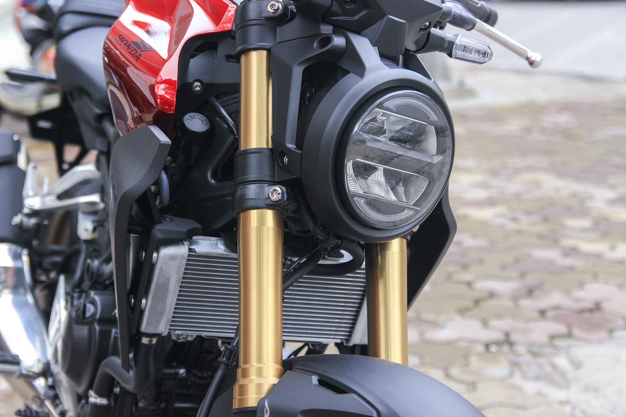 Honda,  CB300R,  dai ly,  xe nake bike anh 6