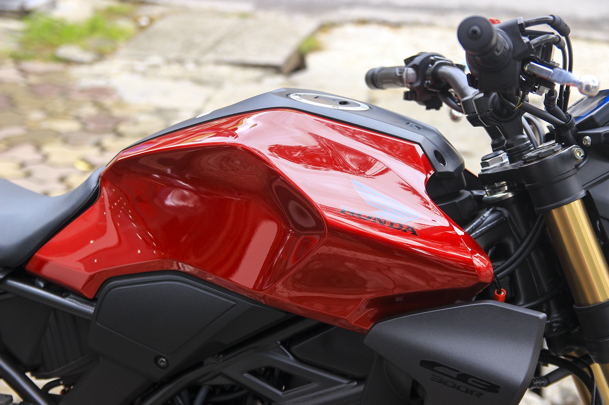 Honda,  CB300R,  dai ly,  xe nake bike anh 10