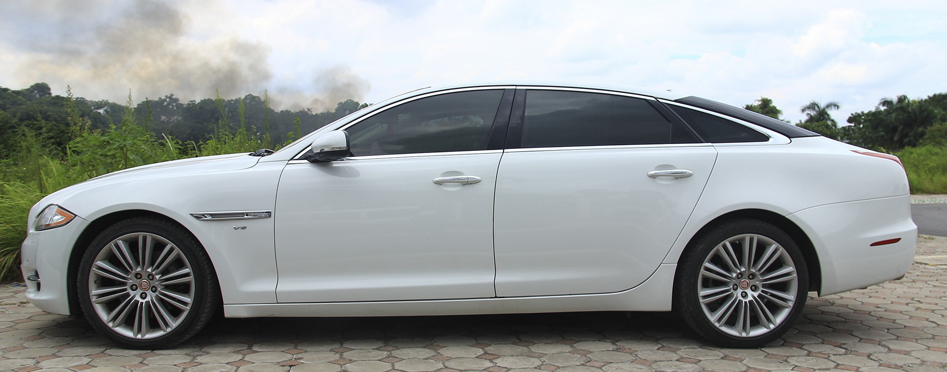 Jaguar,  XJL,  sedan hang sang,  xe cu anh 2