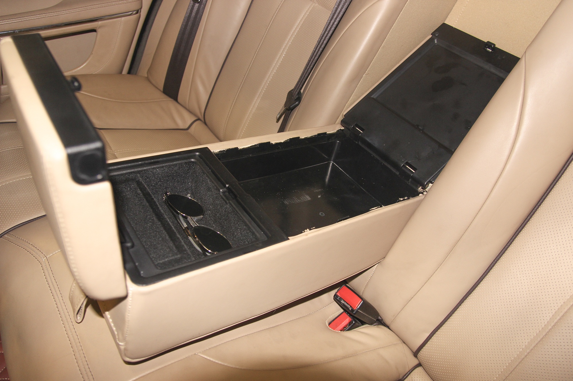 Jaguar,  XJL,  sedan hang sang,  xe cu anh 10