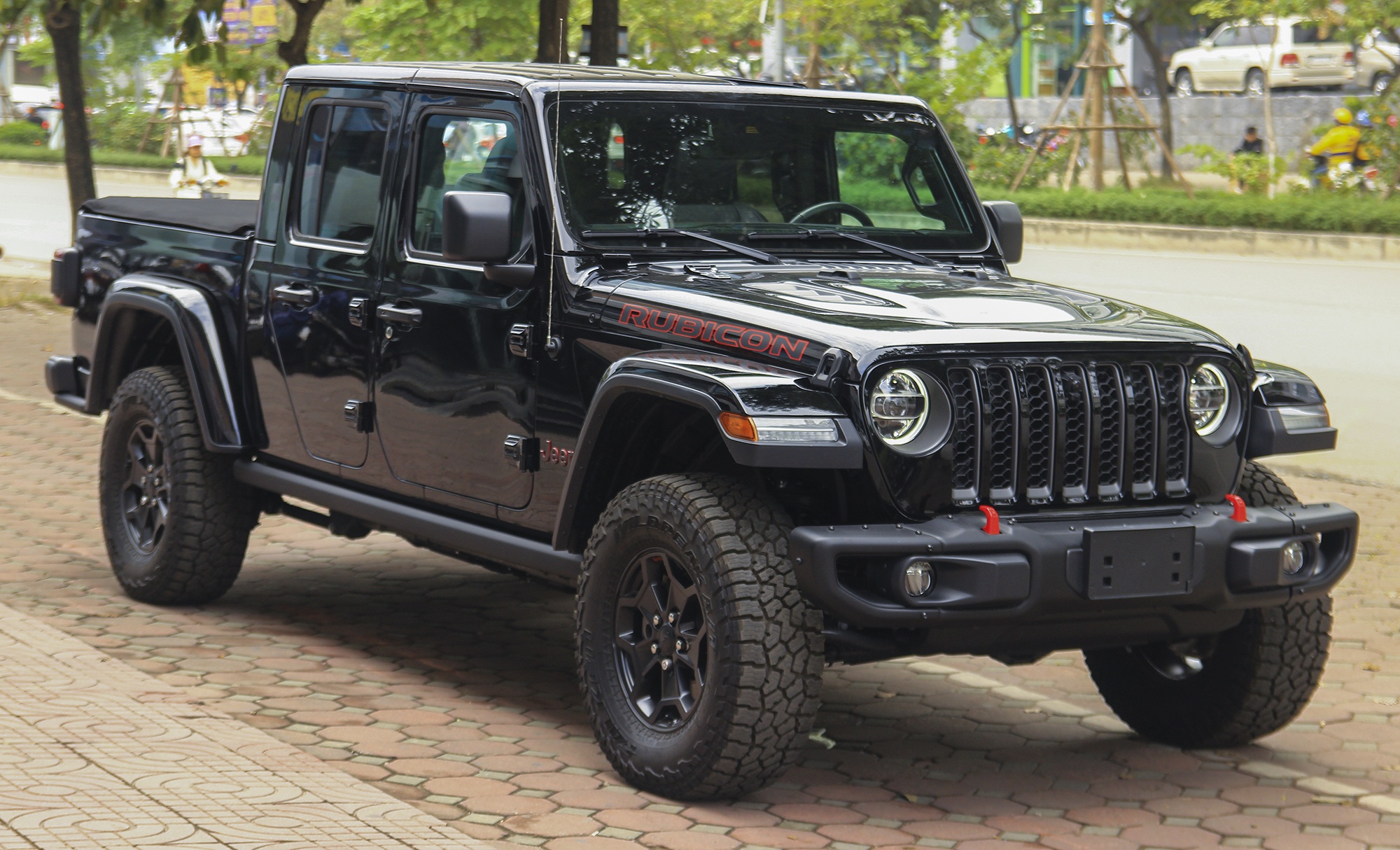 Jeep,  ban tai,  Gladiator,  xe mui tran anh 1