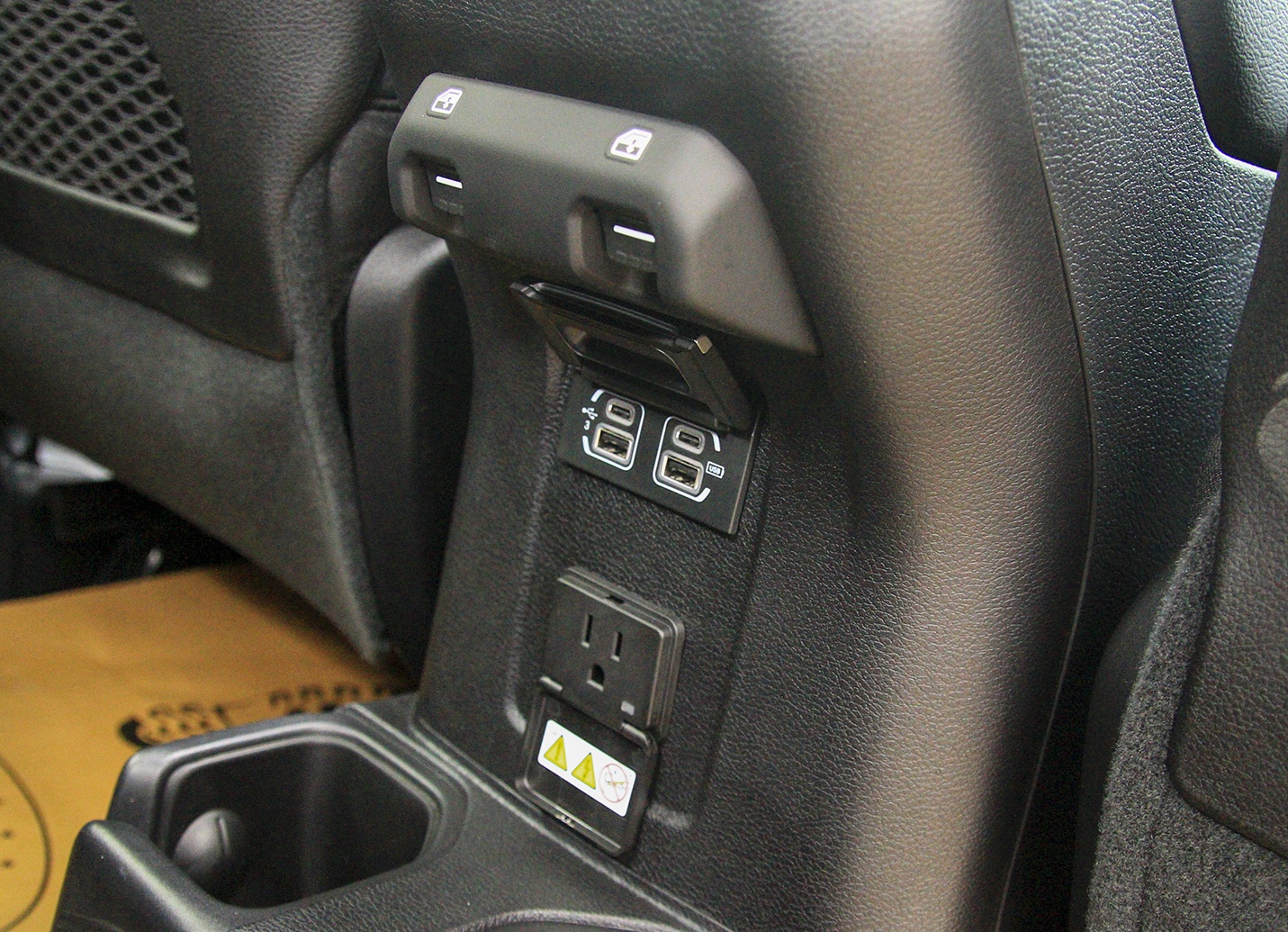 Jeep,  ban tai,  Gladiator,  xe mui tran anh 14