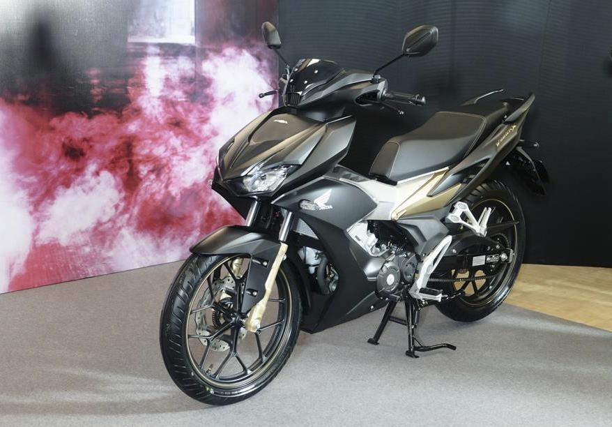Honda Winner X giam 3 trieu, Yamaha Exciter ban cao hon gia de xuat hinh anh