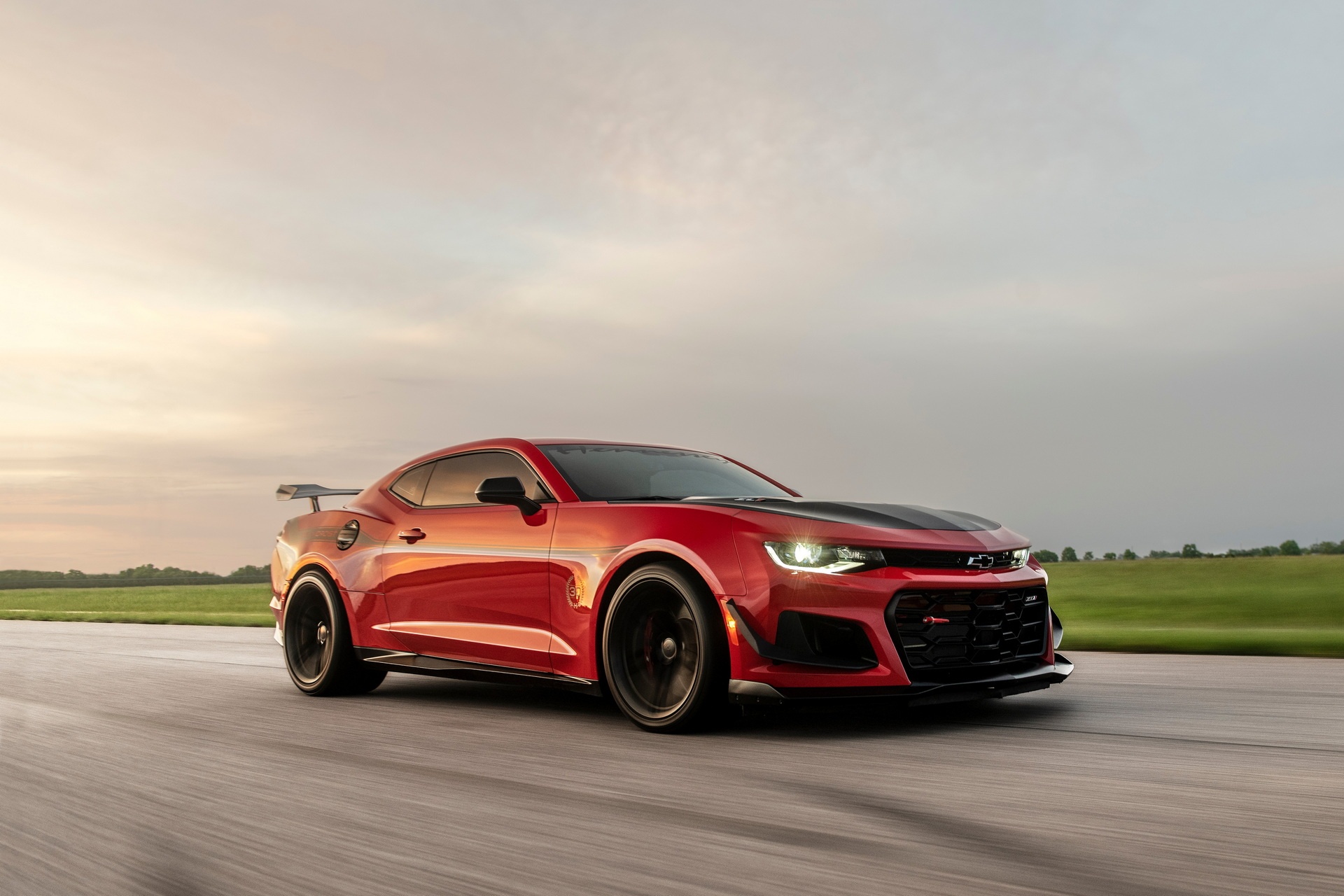 30 chiec Chevrolet Camaro dac biet manh toi 1.000 ma luc hinh anh