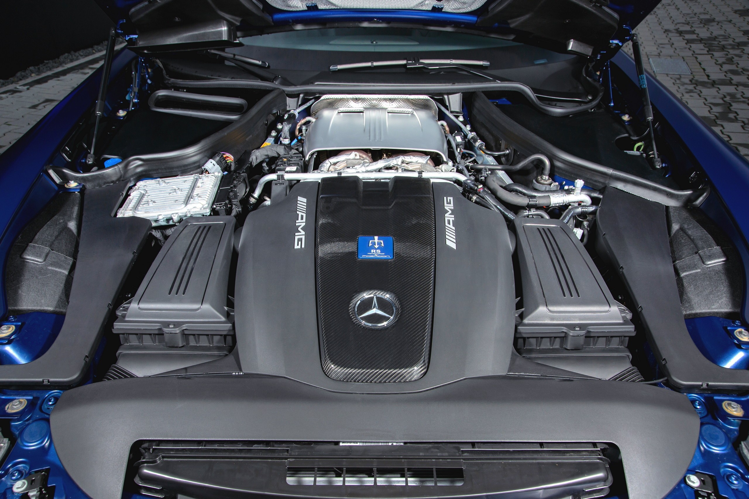 Mercedess-AMG,  GT R Roadster ảnh 3 Mercedess-AMG,  GT R Roadster anh 3