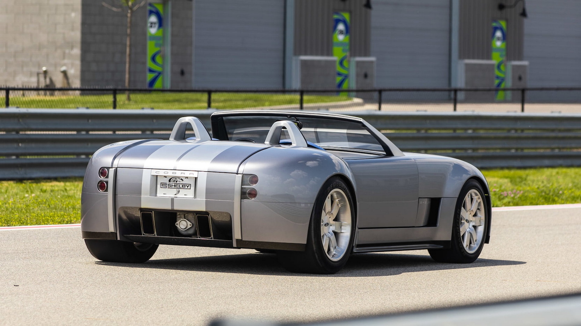 Ford,  Shelby Cobra,  xe the thao anh 2