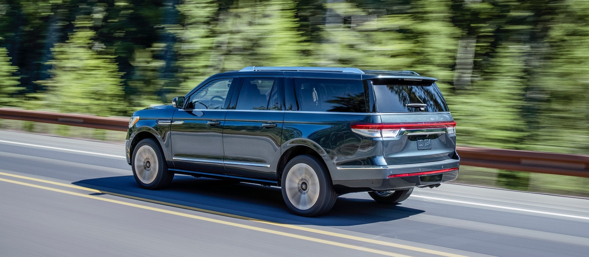 Lincoln,  Navigator,  SUV ảnh 2 Lincoln,  Navigator,  SUV anh 2