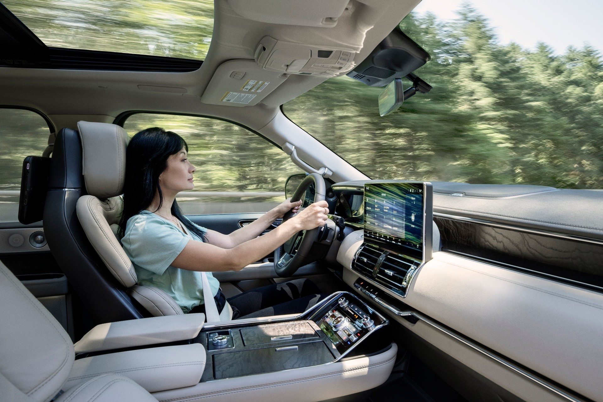 Lincoln,  Navigator,  SUV ảnh 5 Lincoln,  Navigator,  SUV anh 5