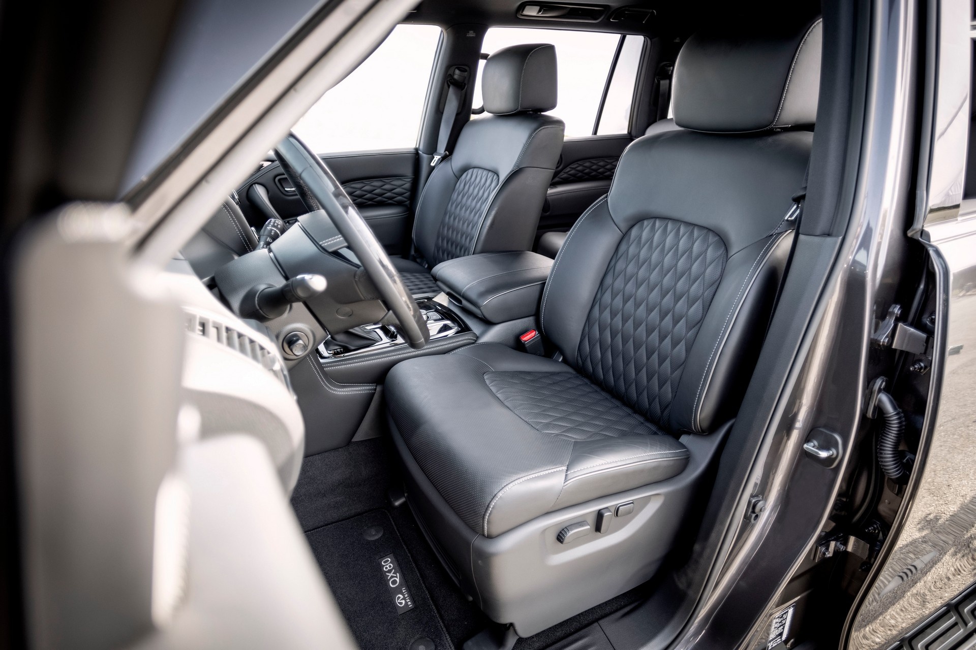 Infiniti,  QX80,  suv hạng sang ảnh 3 Infiniti,  QX80,  suv hang sang anh 3