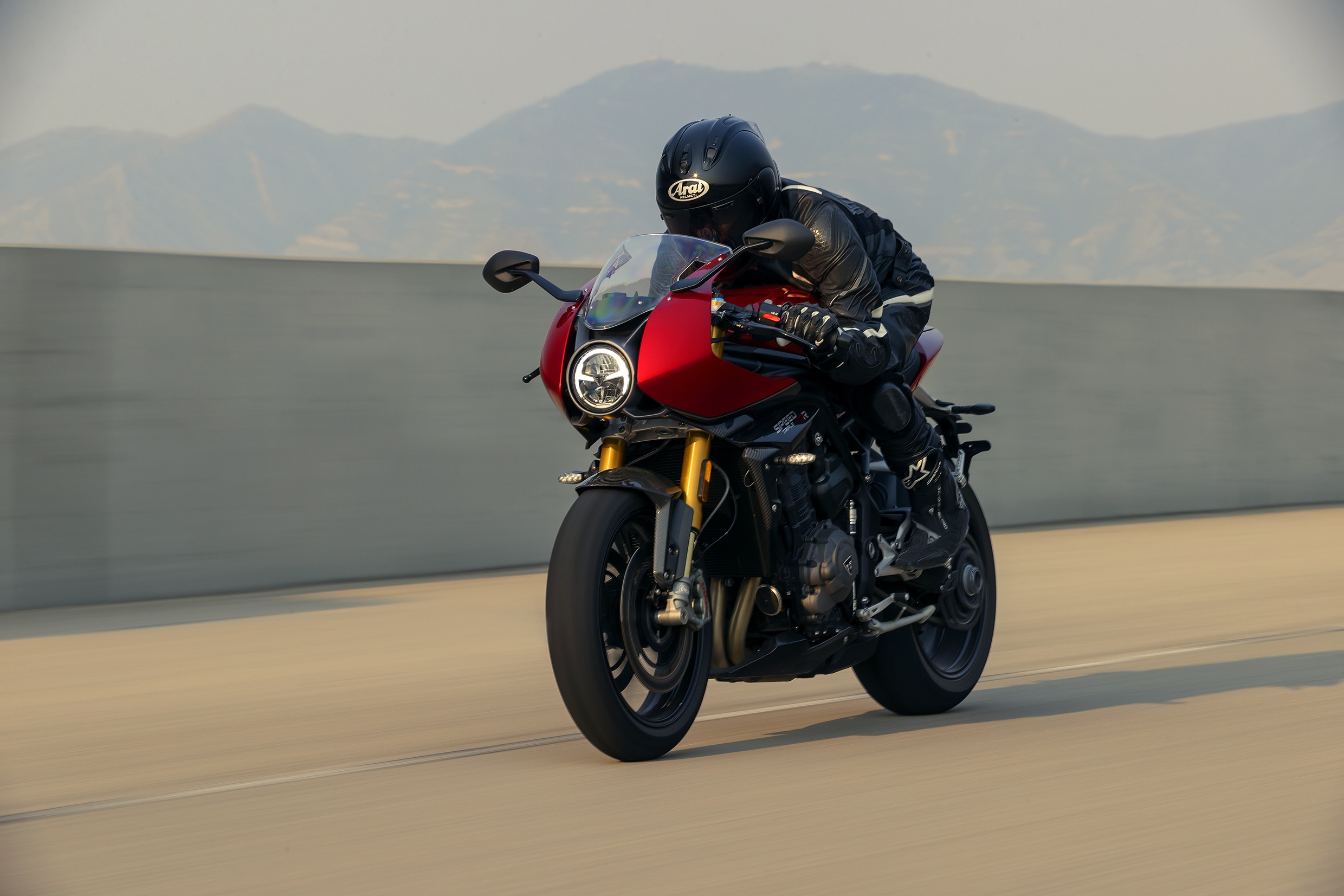 Triumph,  Speed Triple 1200 RR,  Ohlins anh 2