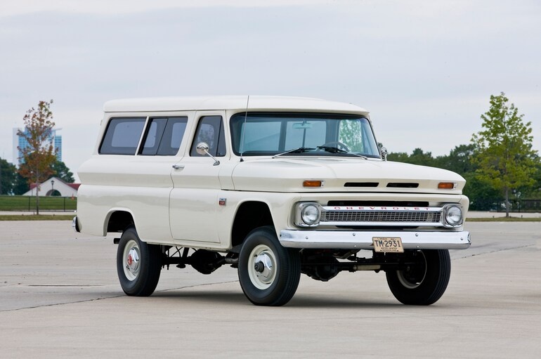 Chevrolet,  Suburban,  SUV gầm cao  ảnh 7 Chevrolet,  Suburban,  SUV gam cao anh 7